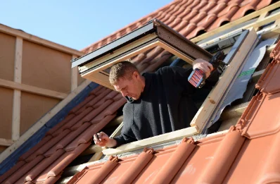 Pose de fenêtres de toit Velux à Mertzen